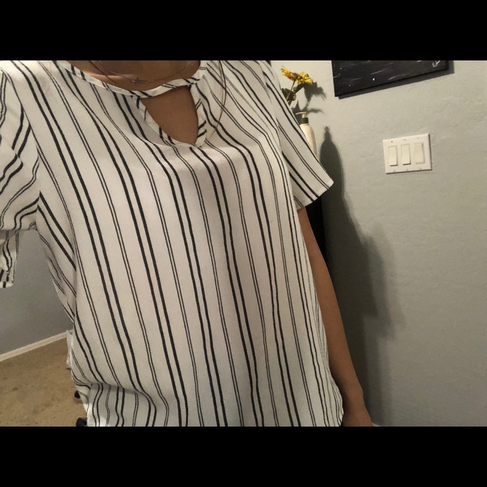 White and black stripped blouse w/ small cut out